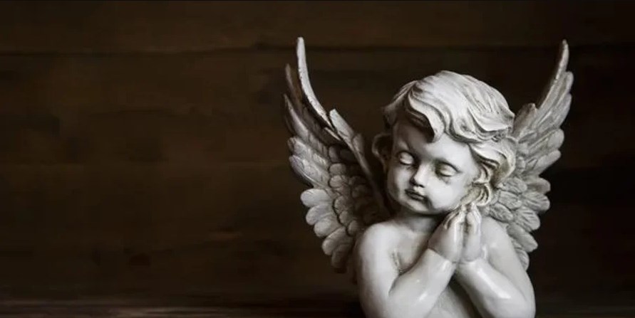 Привітання з днем ангела Євгенії: побажання й картинки українською