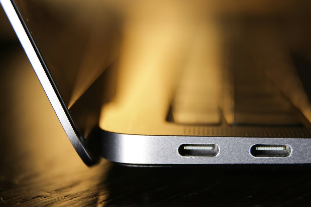 Проблеми з роз’ємом USB-C на Android: причини, наслідки та способи вирішення