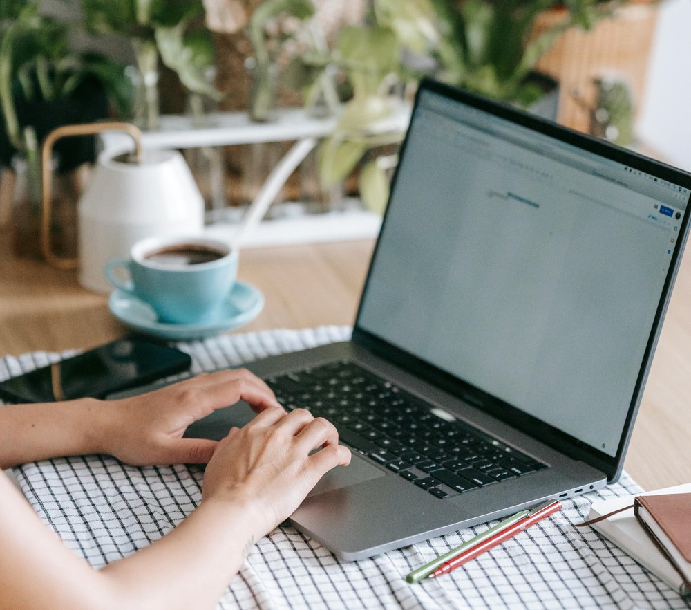 Как отличить официальный альтернативный адрес от подделок